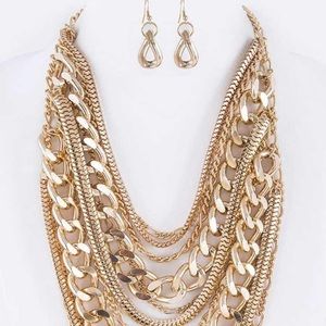 COPY - Mix Chunky Chain Statement Layer Necklace Set